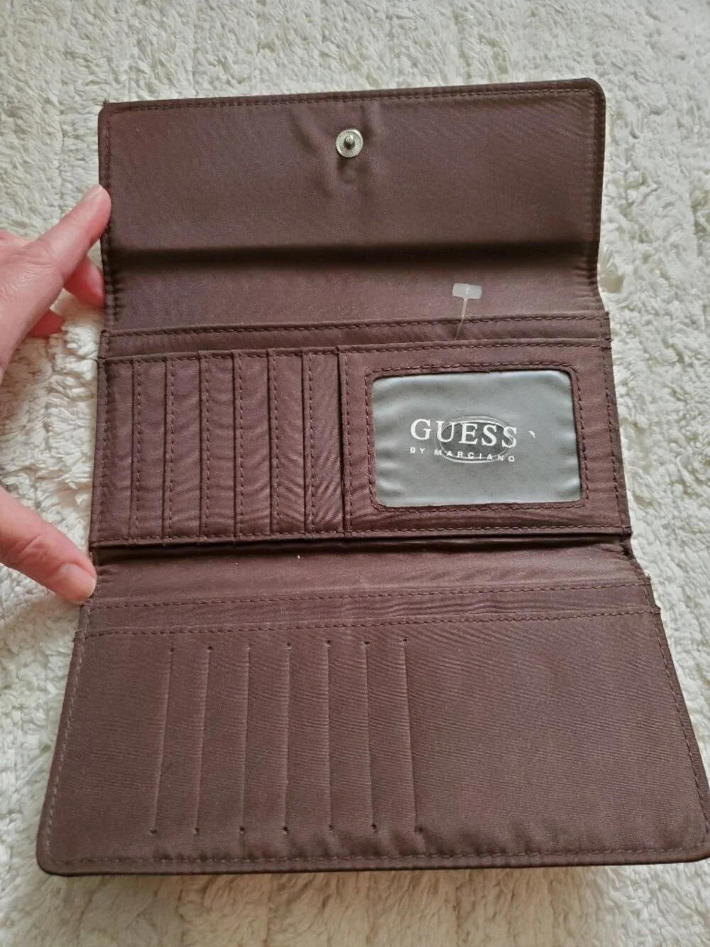 Guess trifold wallet